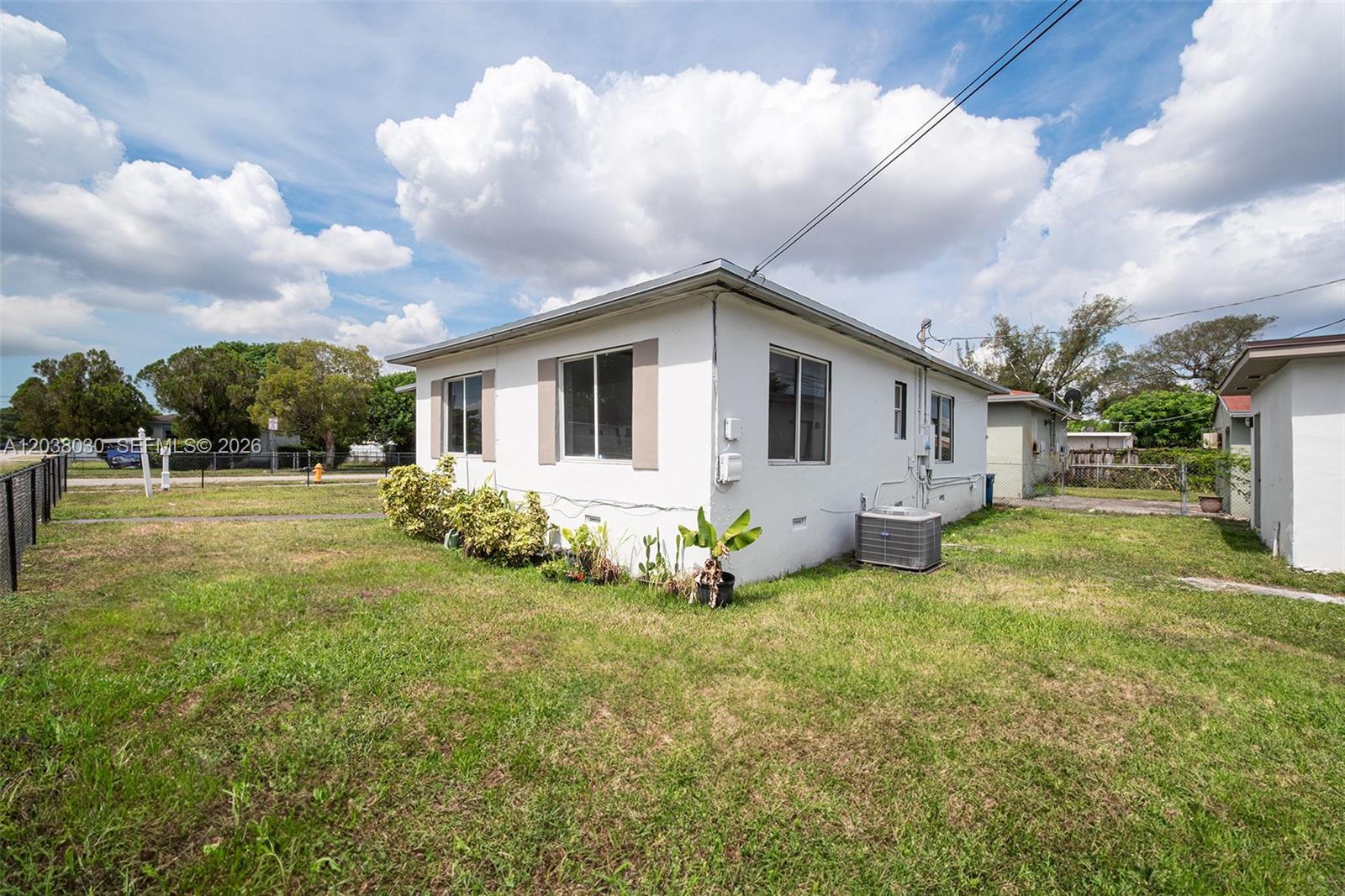 2501 NW 55th Terrace
