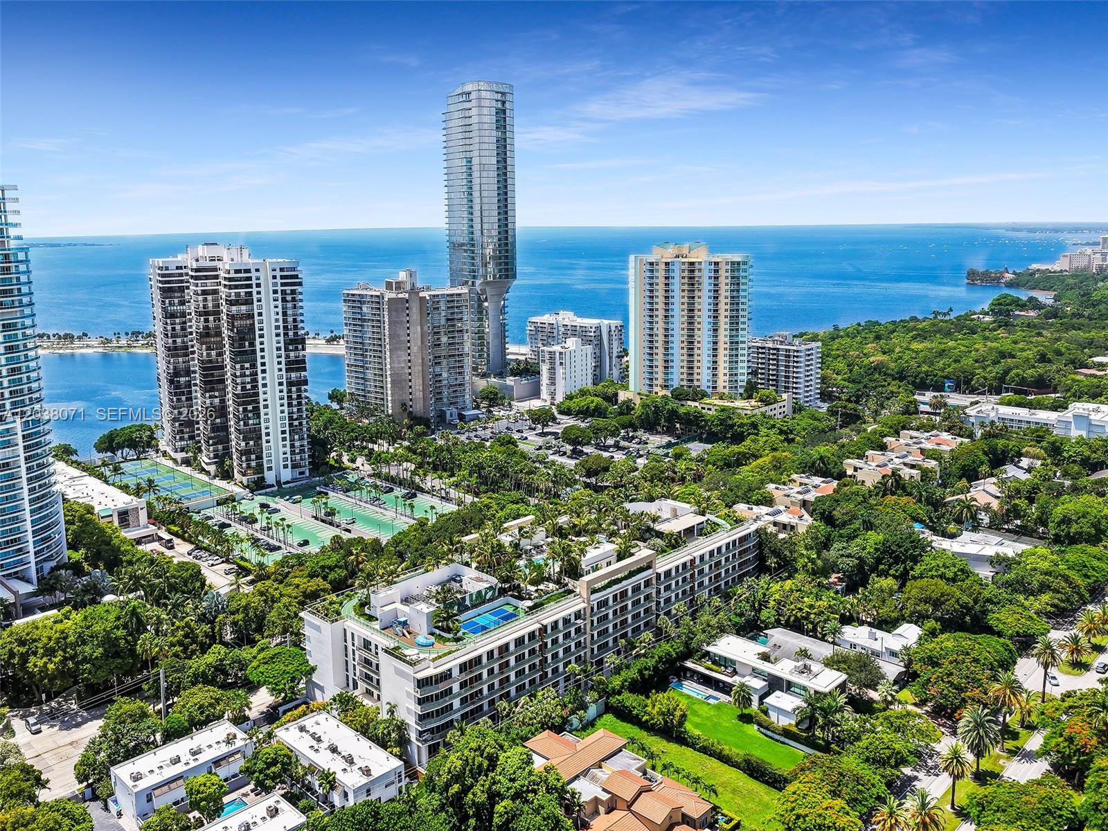 2200 Brickell Avenue gallery image #73