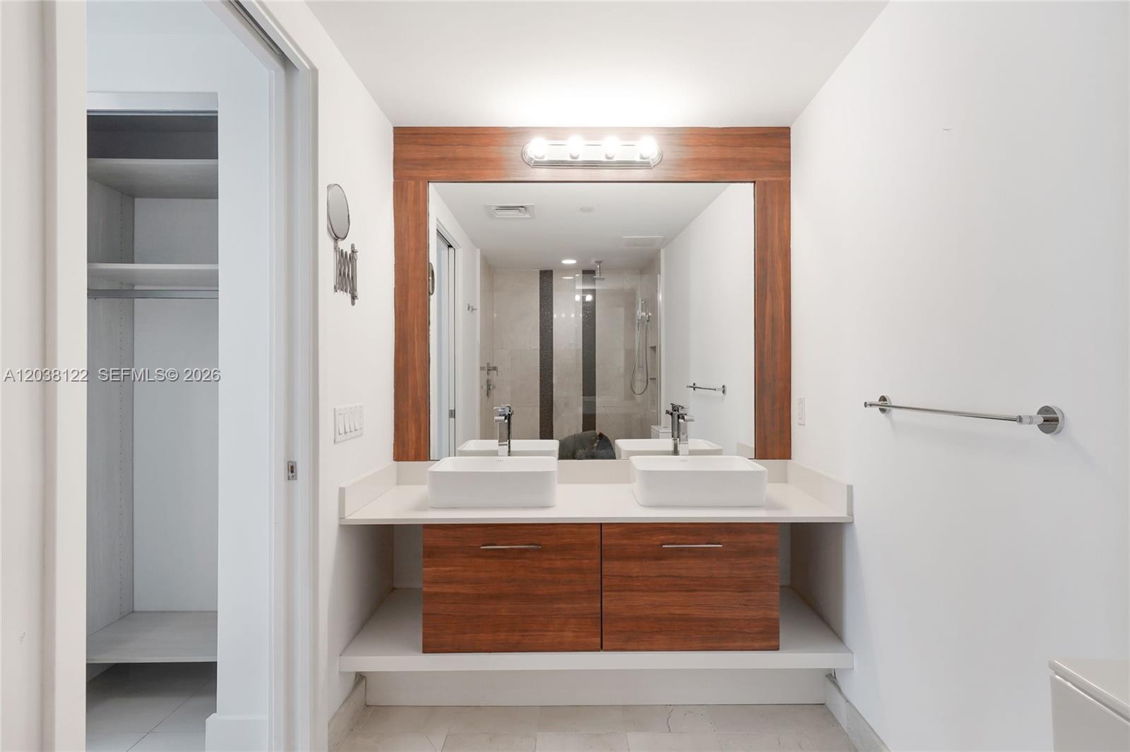 601 NE 27th Street