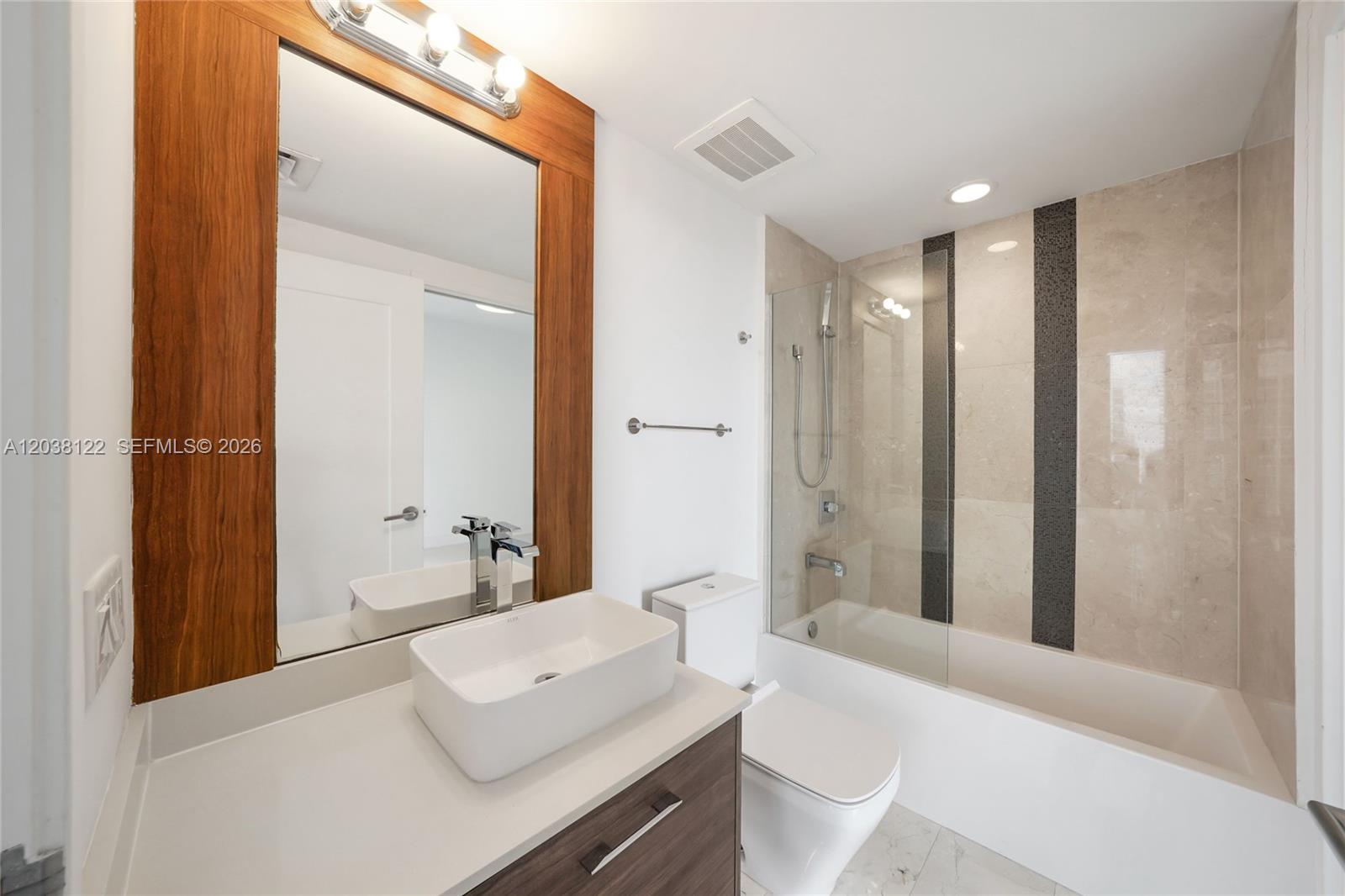601 NE 27th Street