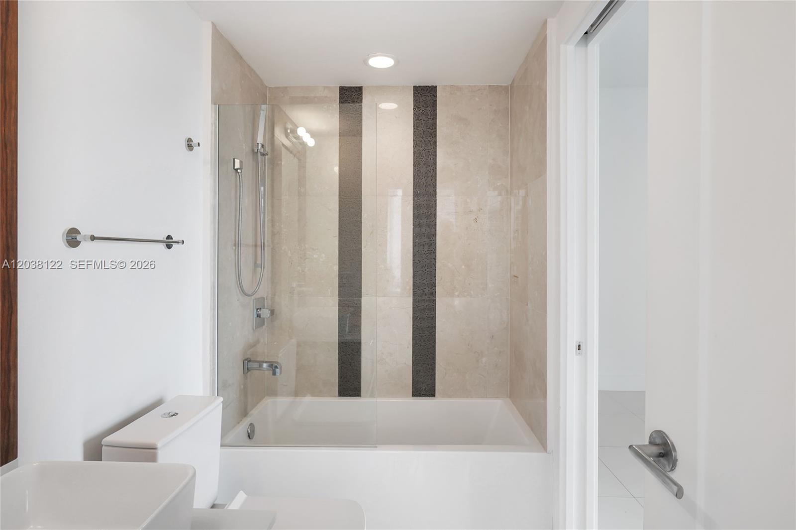601 NE 27th Street