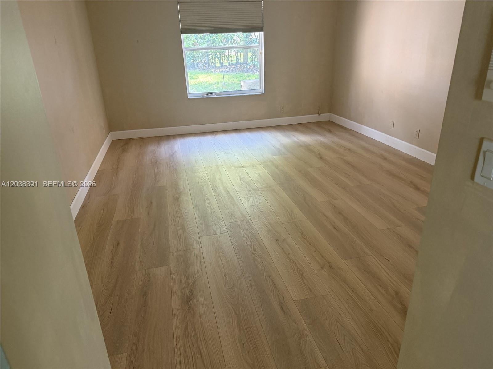 7577 Caprio Drive gallery image #11