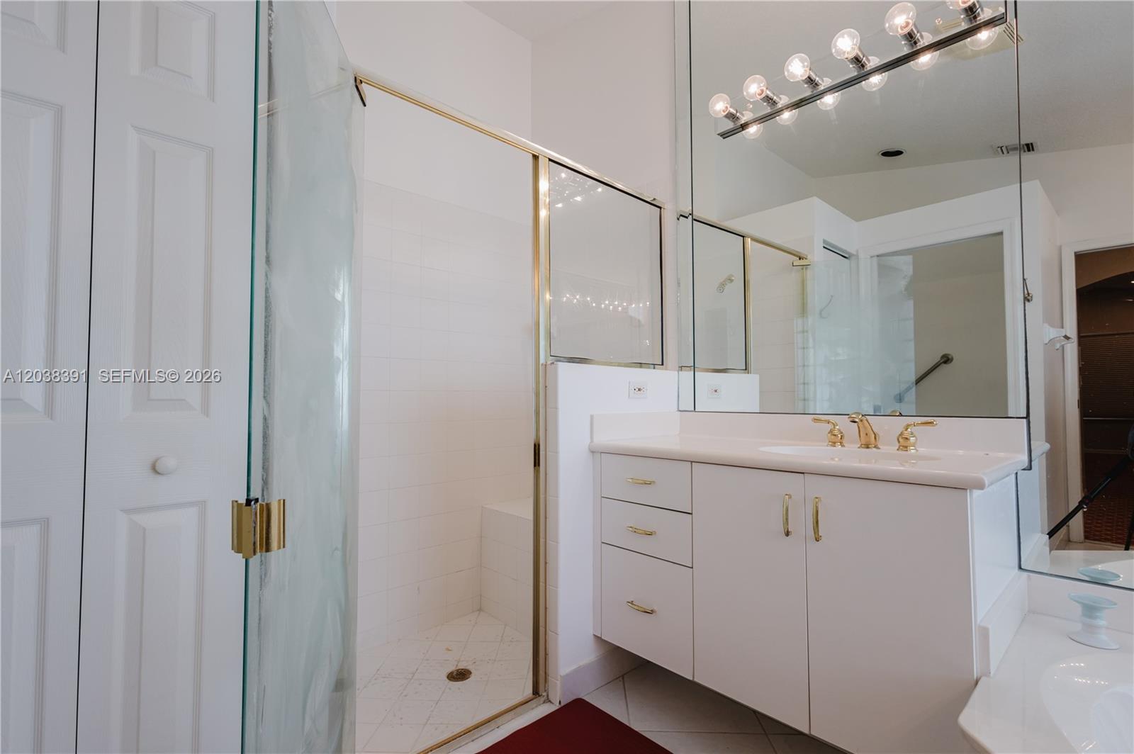 7577 Caprio Drive gallery image #16