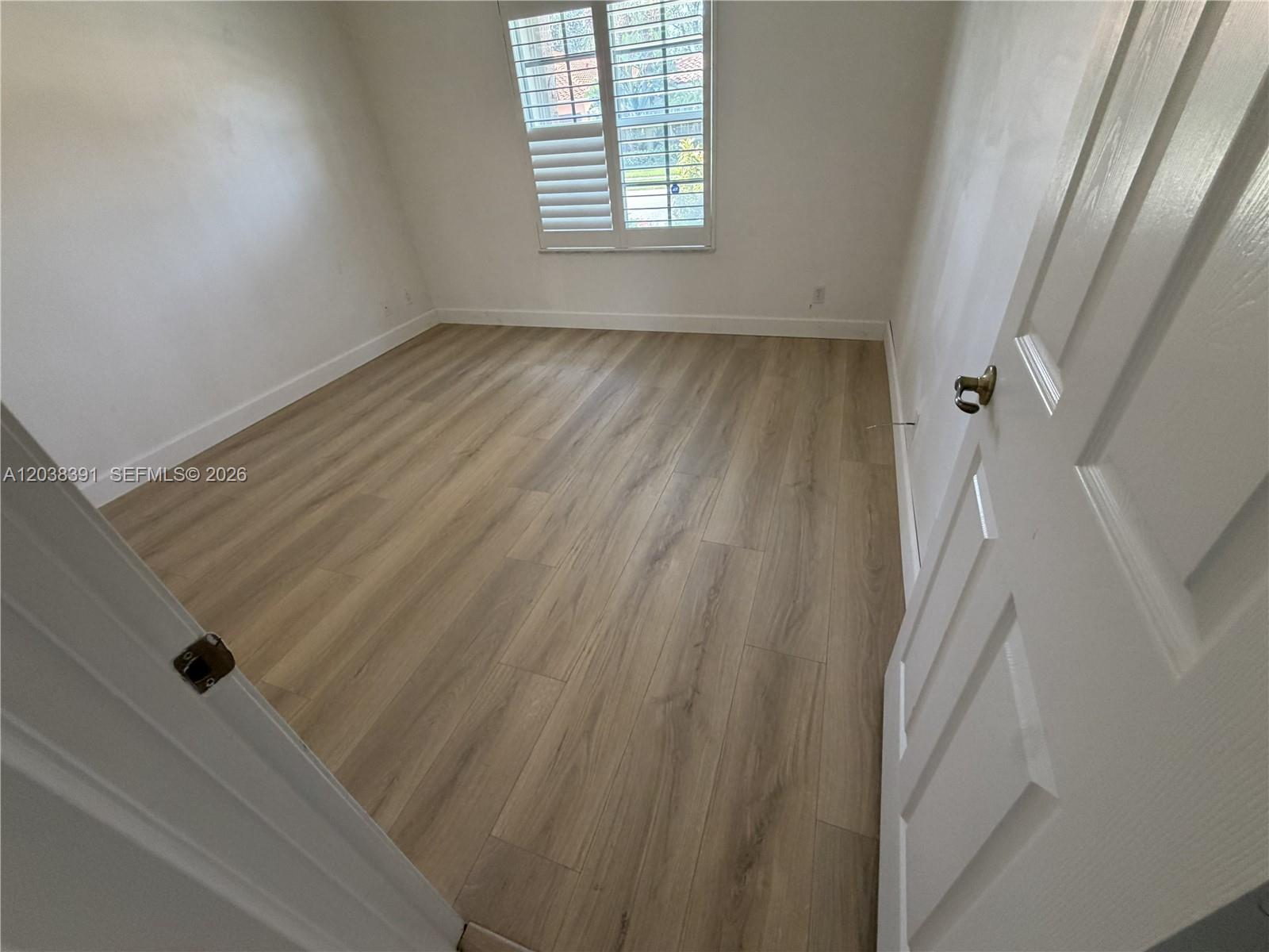 7577 Caprio Drive gallery image #18