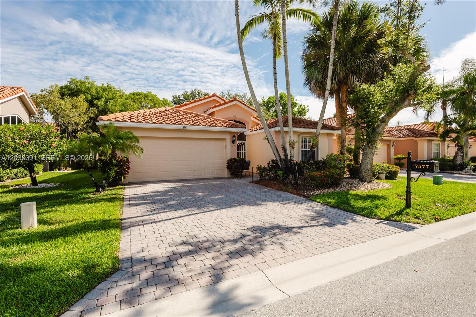 7577 Caprio Drive gallery image #2