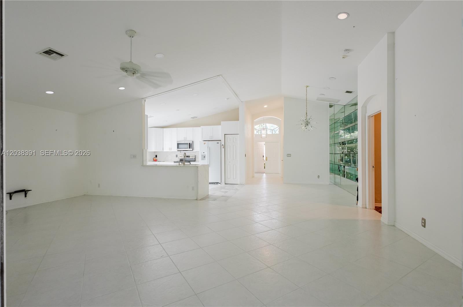 7577 Caprio Drive gallery image #4