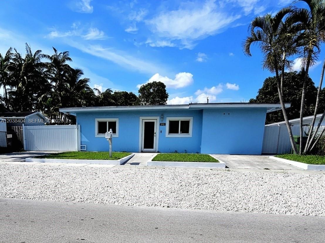 572 E 38th Street