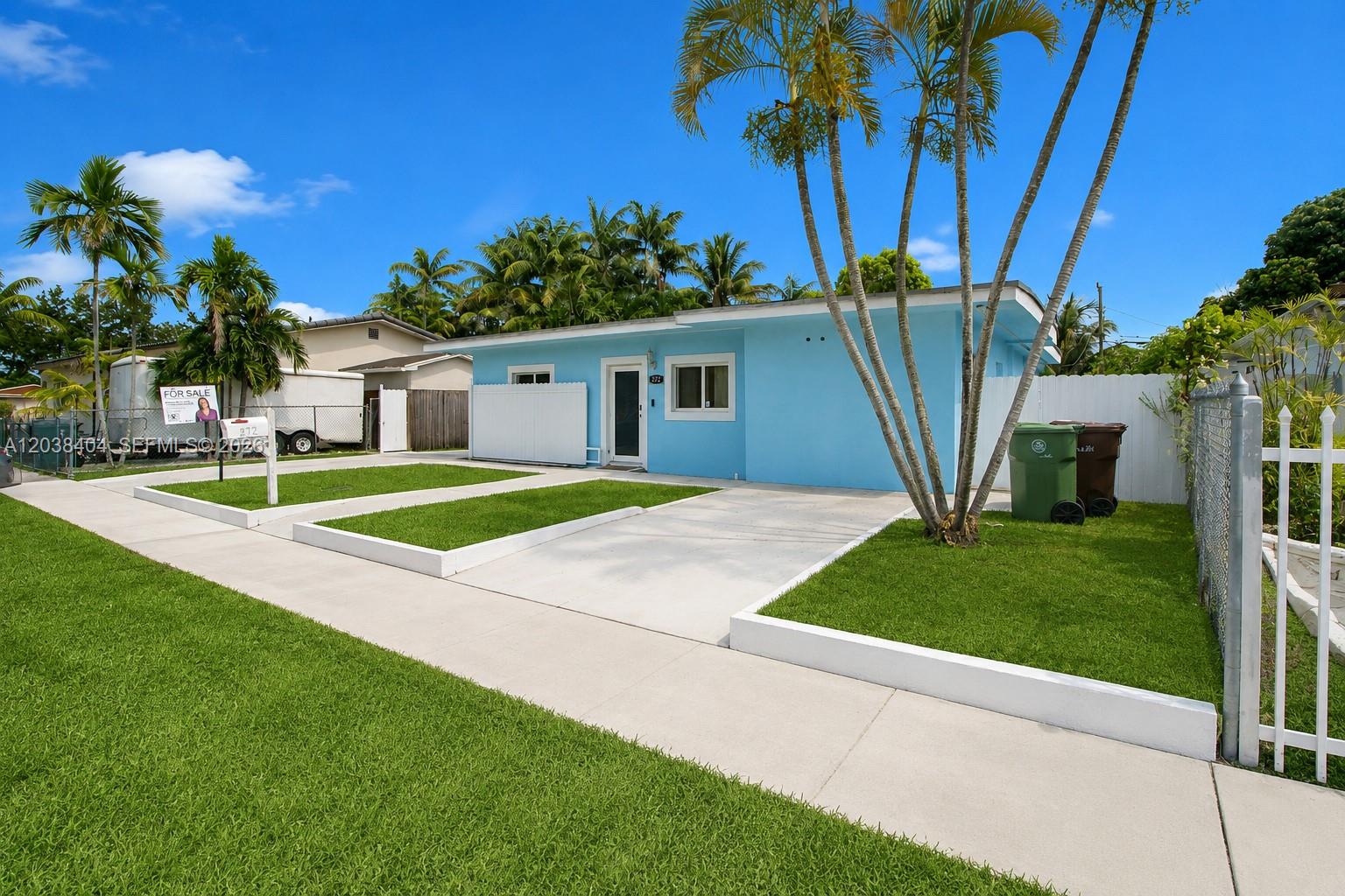 572 E 38th Street