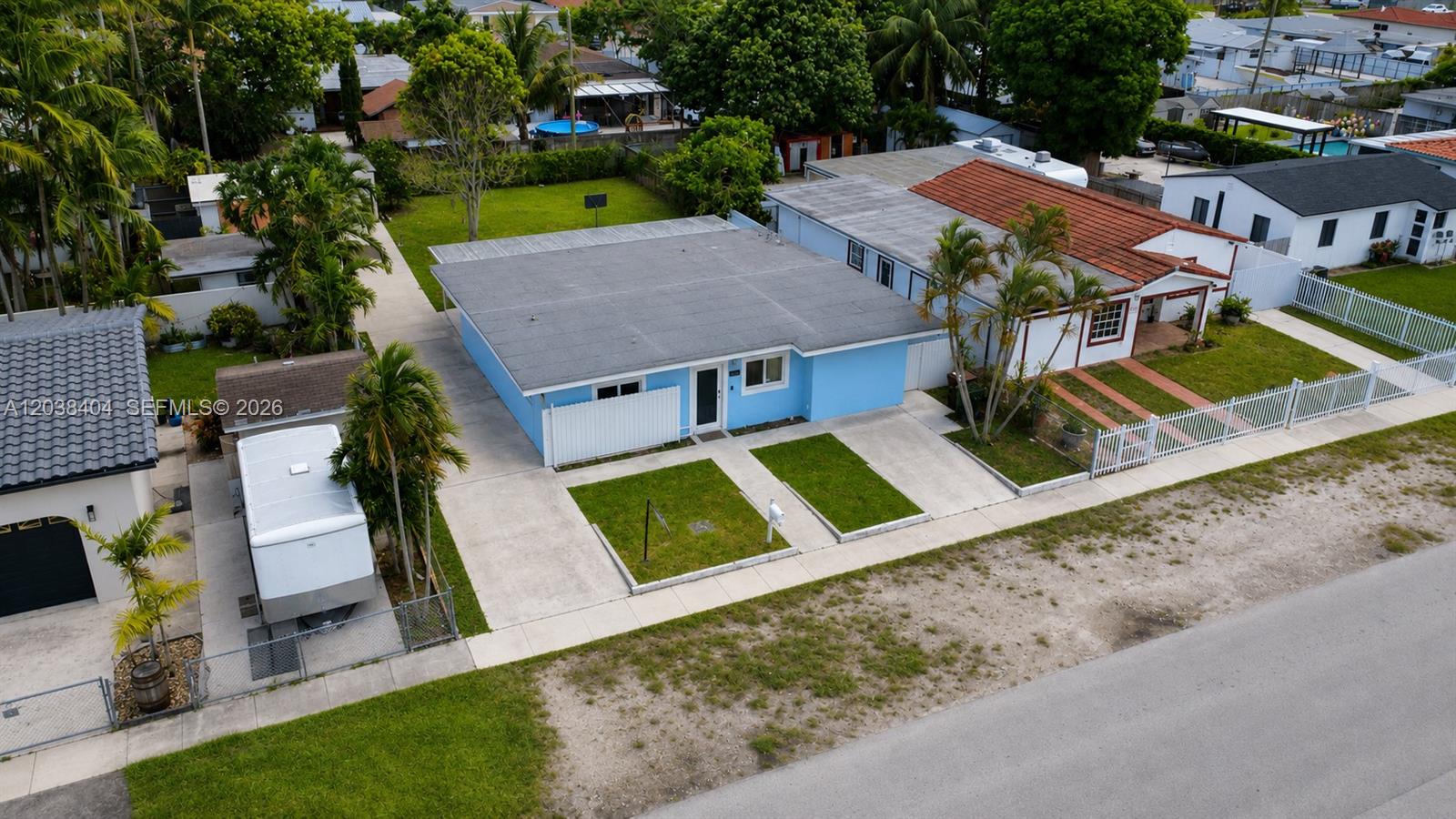 572 E 38th Street