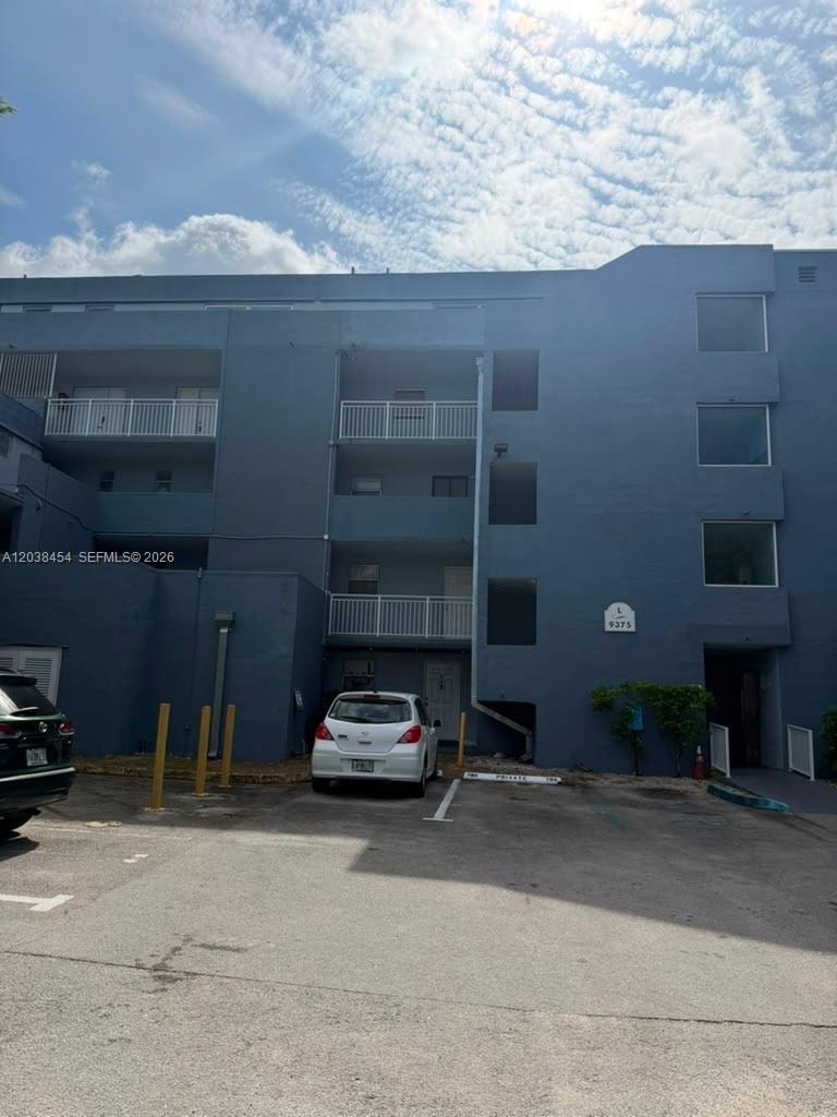 9375 Fontainebleau Boulevard