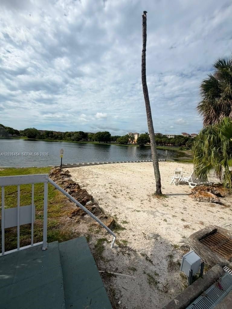 9375 Fontainebleau Boulevard