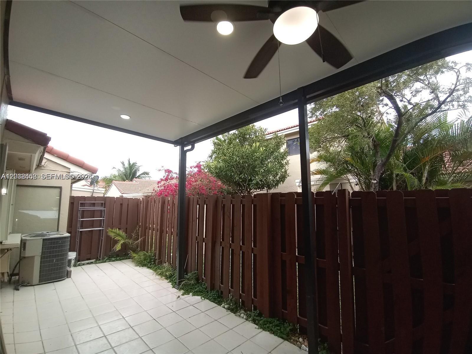 6533 NW 170th Lane