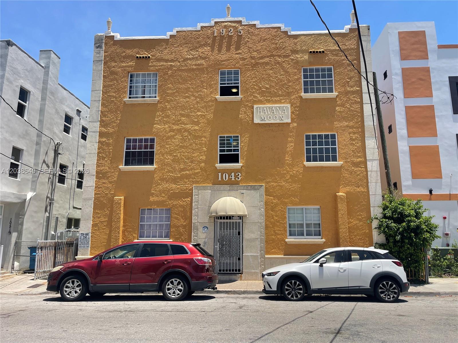 1043 NW 2nd Street