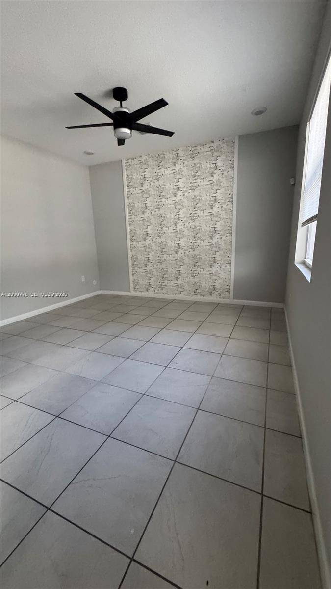 834 SE 16th Court