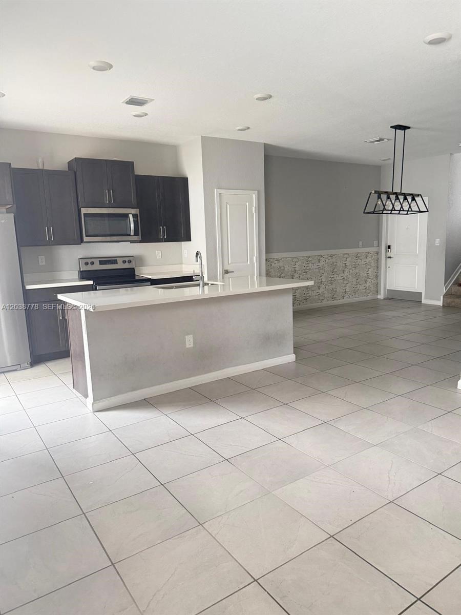 834 SE 16th Court