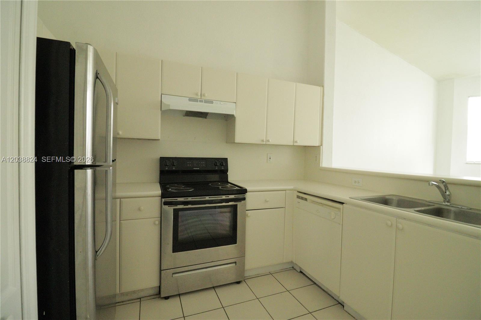 1568 SE 26th Street
