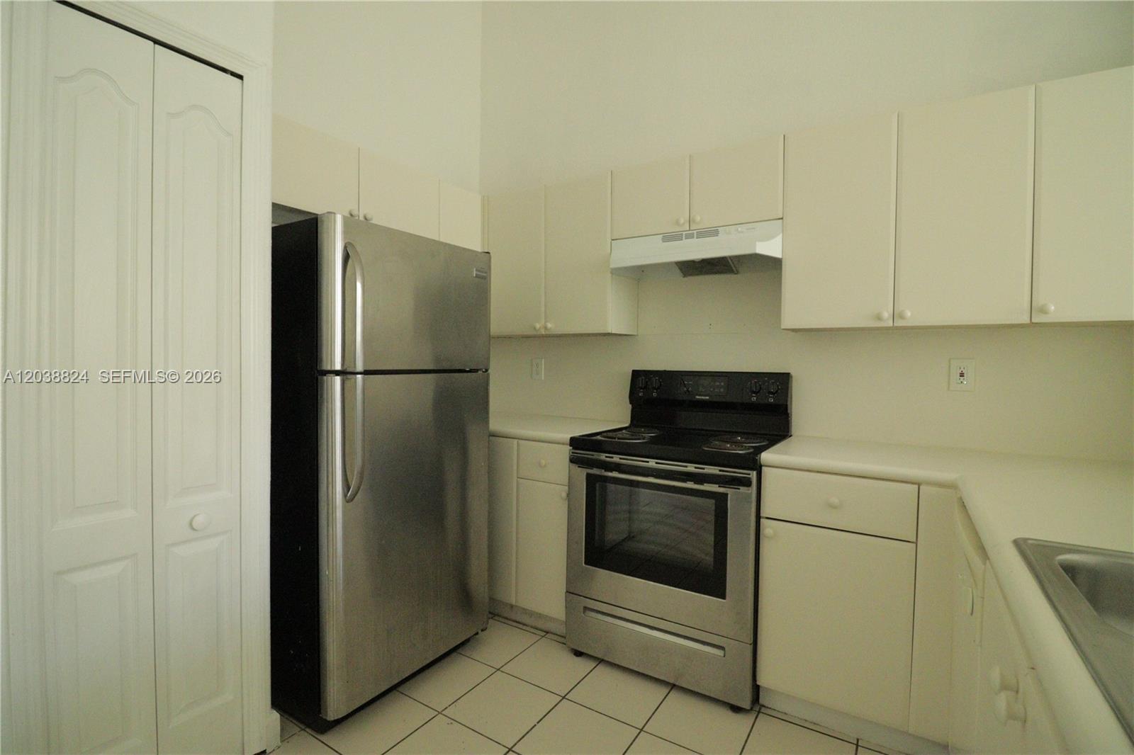 1568 SE 26th Street