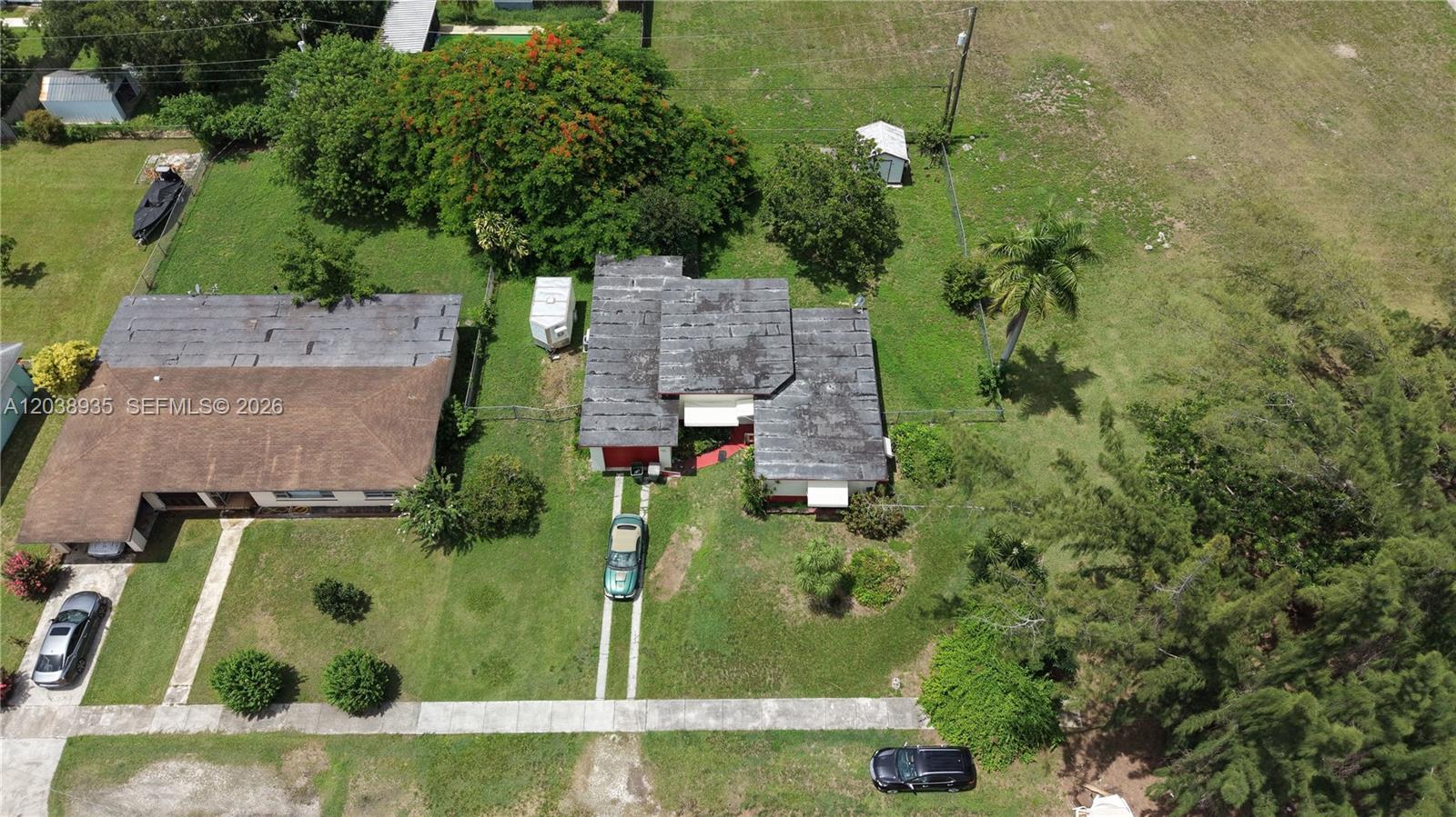 27 NW 18th Street