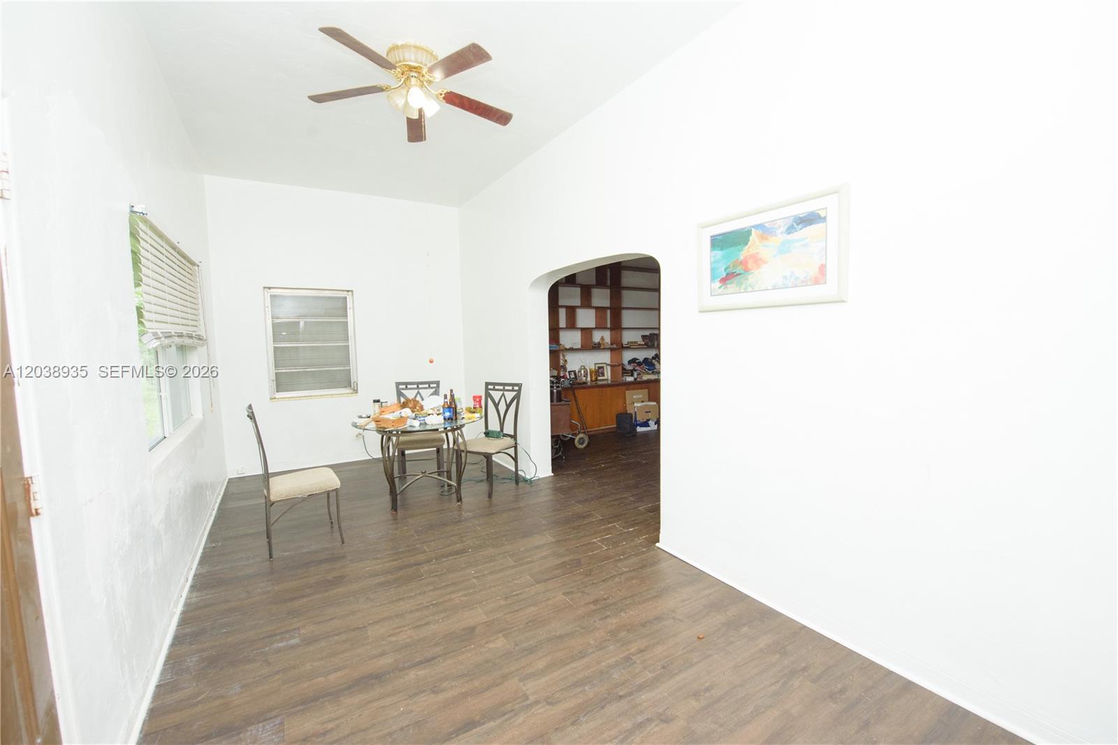 27 NW 18th Street