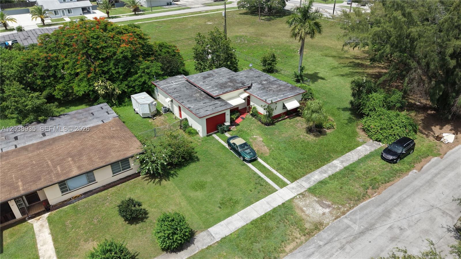 27 NW 18th Street