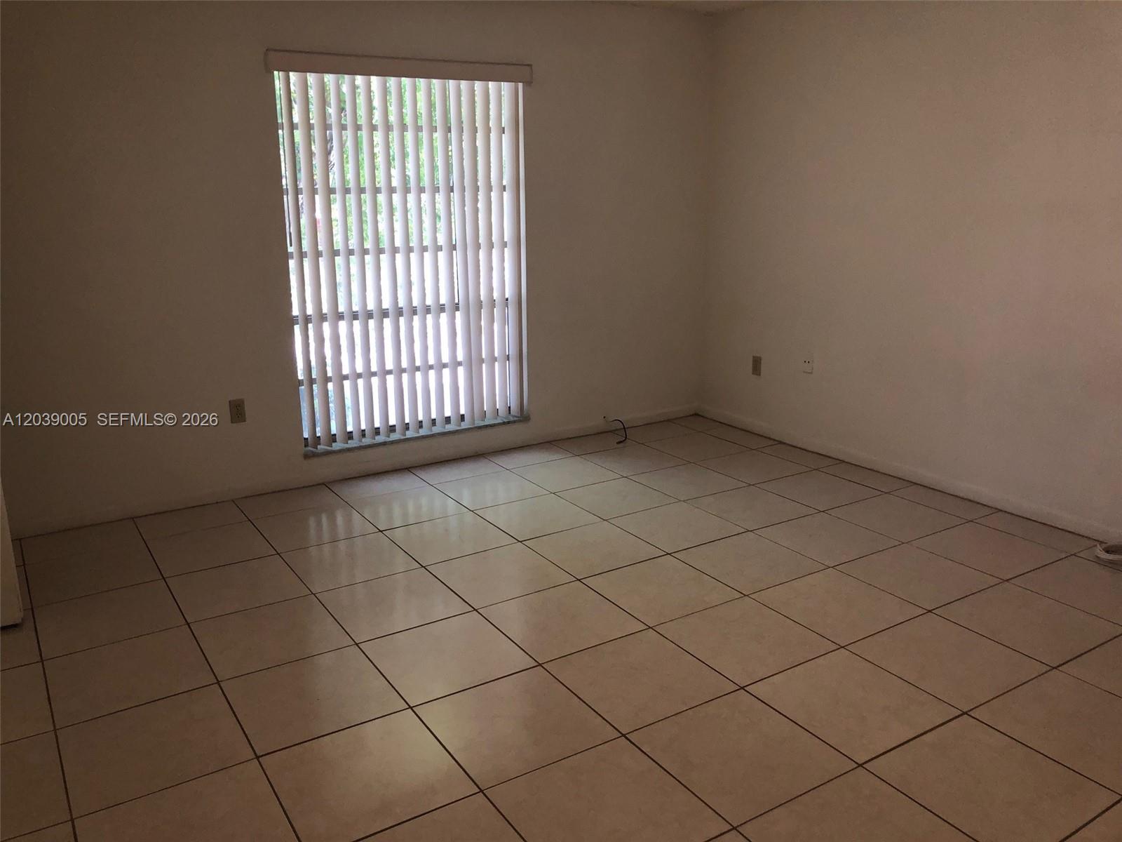 10808 N Kendall Drive