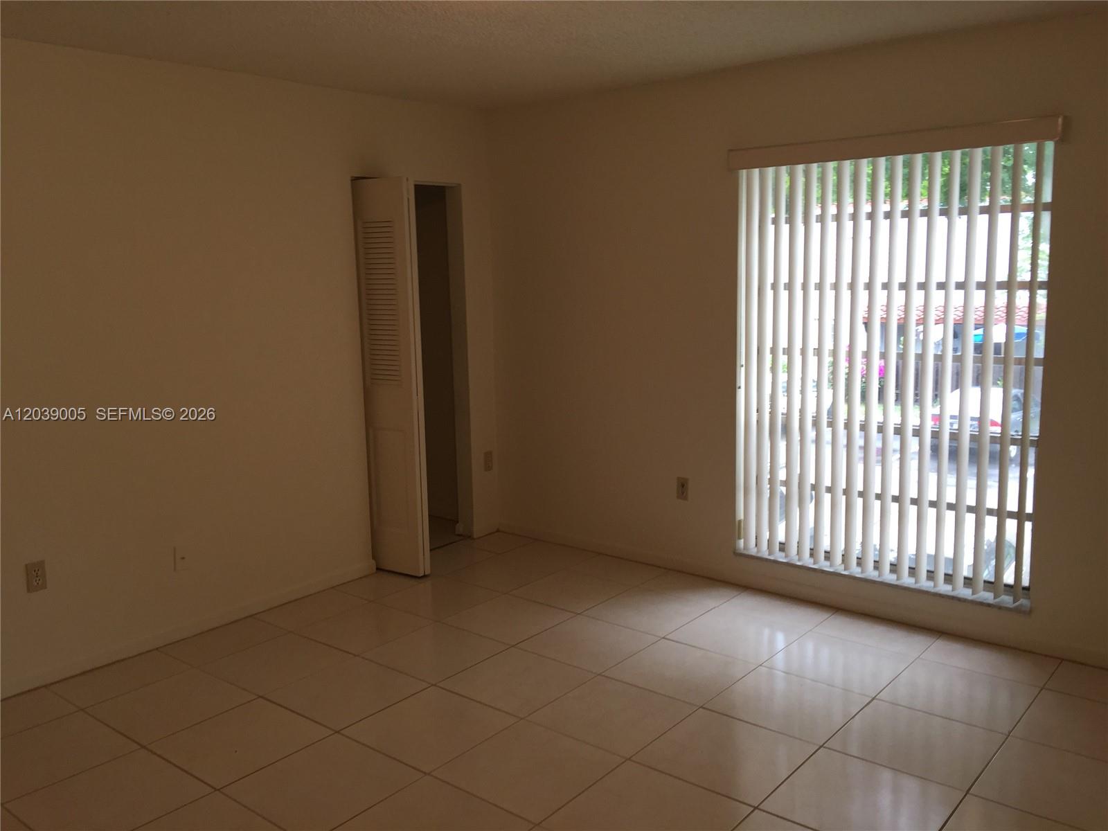 10808 N Kendall Drive