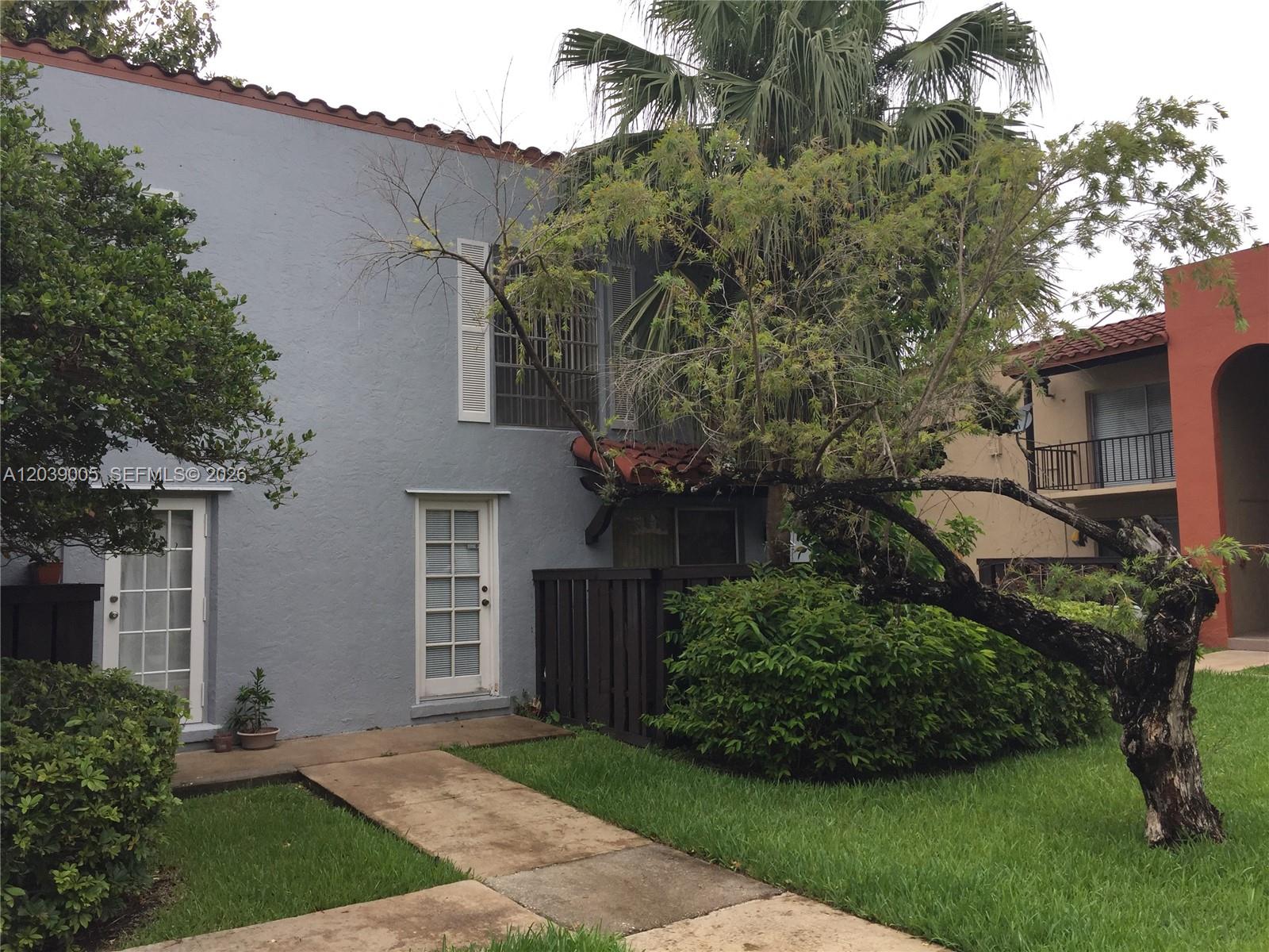 10808 N Kendall Drive