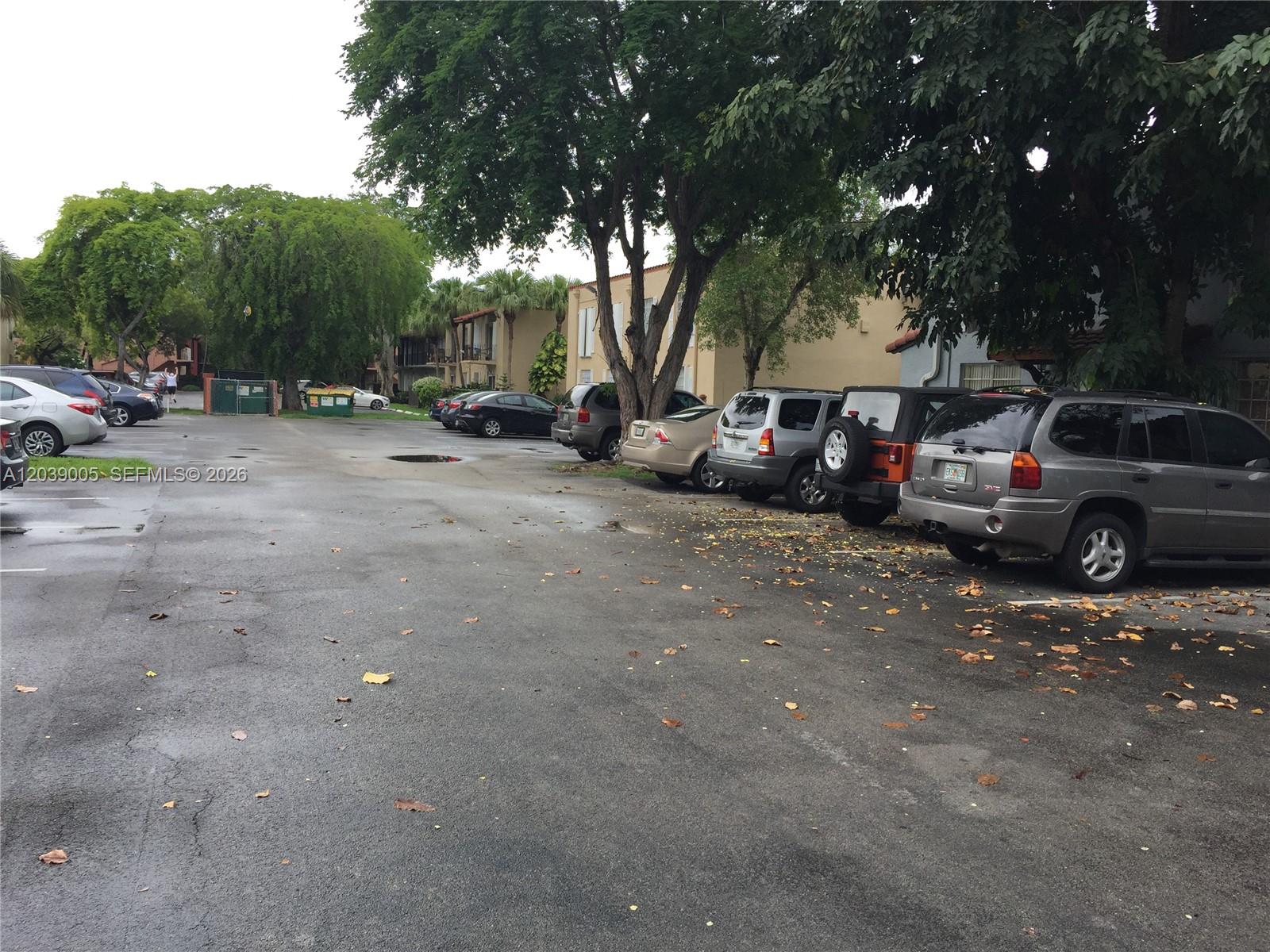 10808 N Kendall Drive