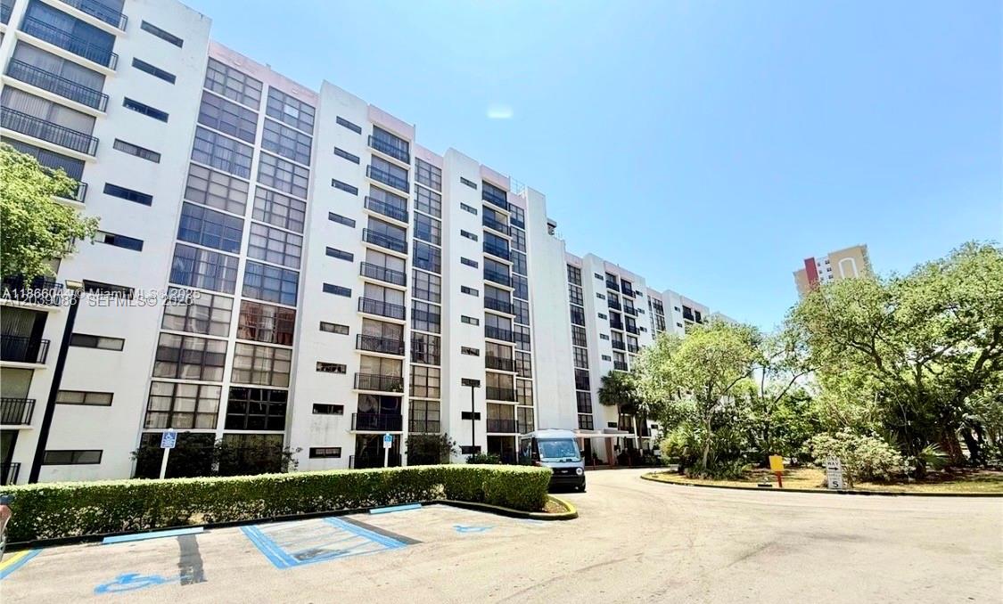 16909 N Bay Road