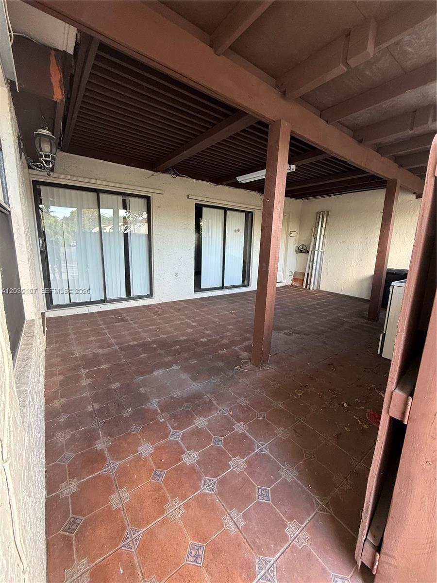 9700 NW 6th Lane