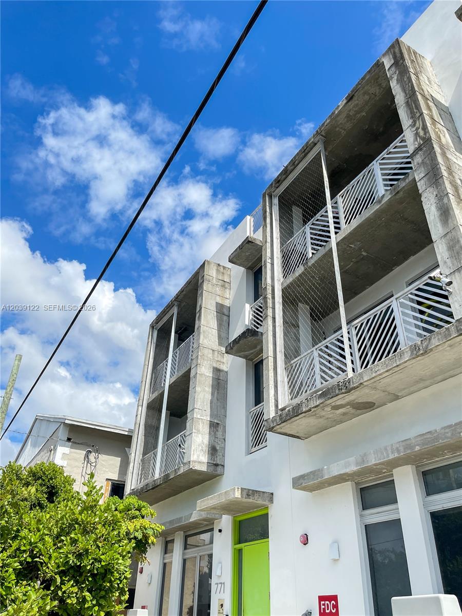 761 NW 1st Street