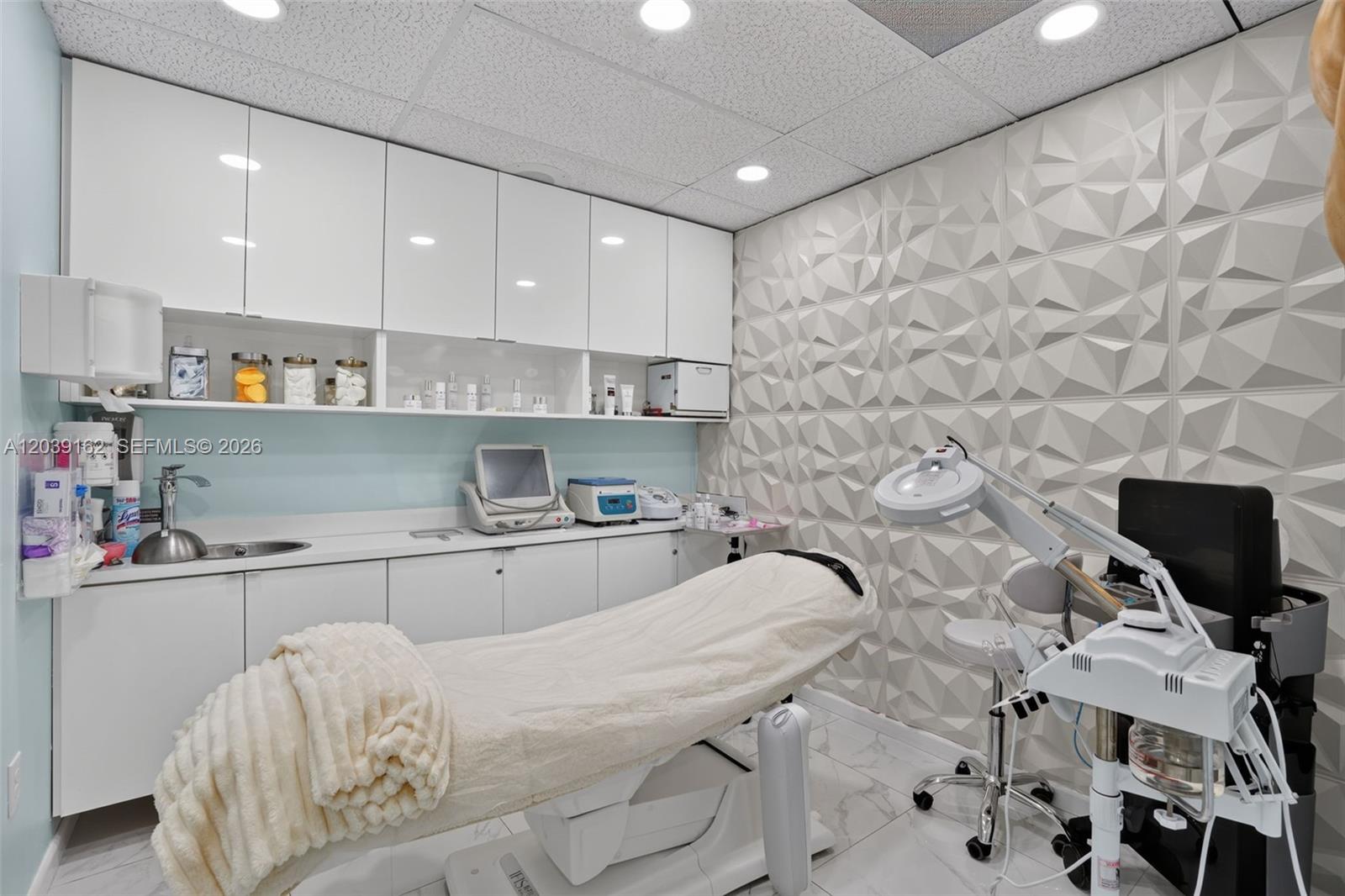 Laser and Electrolysis Laser And Electrolysis Clinic For Sale On Coral Way