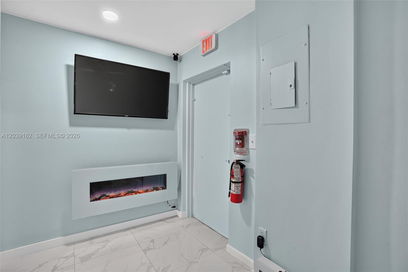 Laser and Electrolysis Laser And Electrolysis Clinic For Sale On Coral Way
