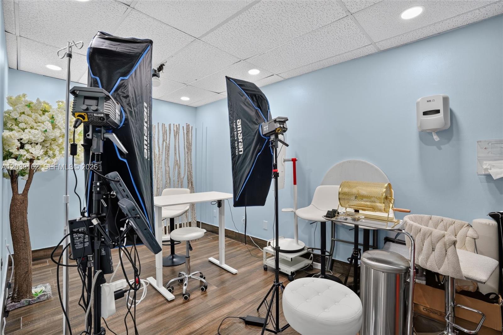 Laser and Electrolysis Laser And Electrolysis Clinic For Sale On Coral Way
