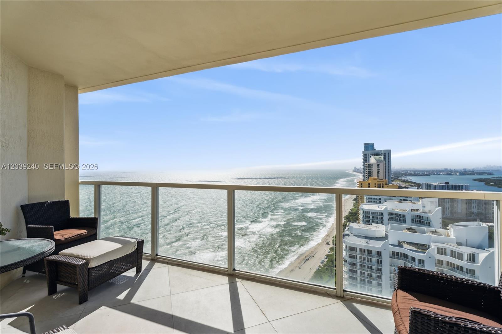 16699 Collins Ave+one Self Parking