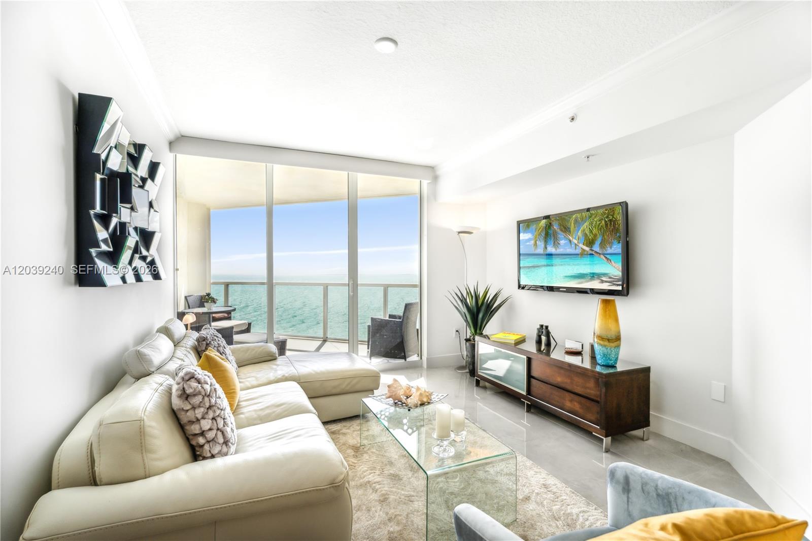 16699 Collins Ave+one Self Parking