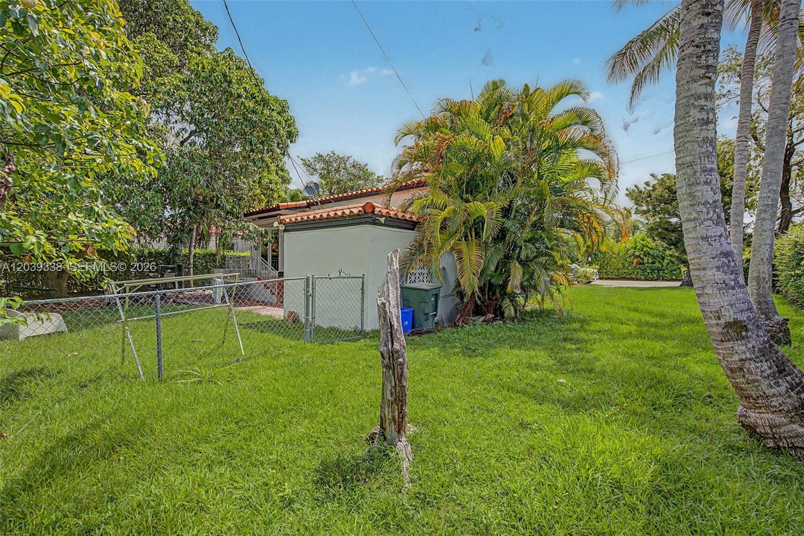 702 Boabadilla Street