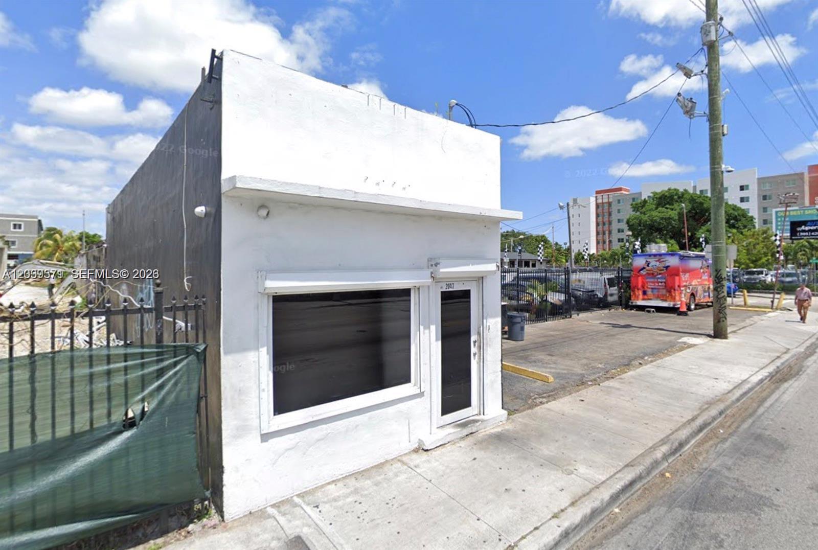 2045 NW 36th Street