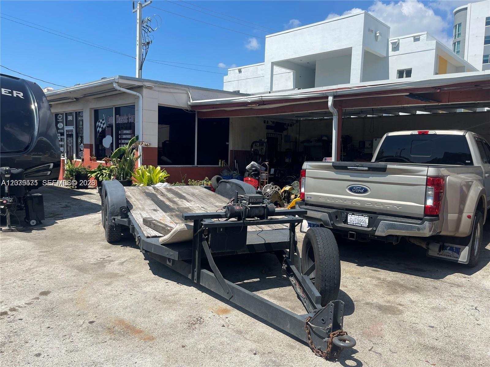 2045 NW 36th Street