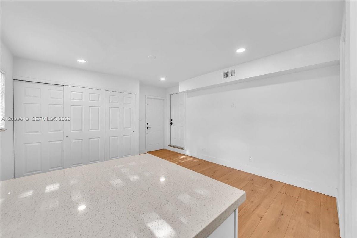 4719 E 8th Court