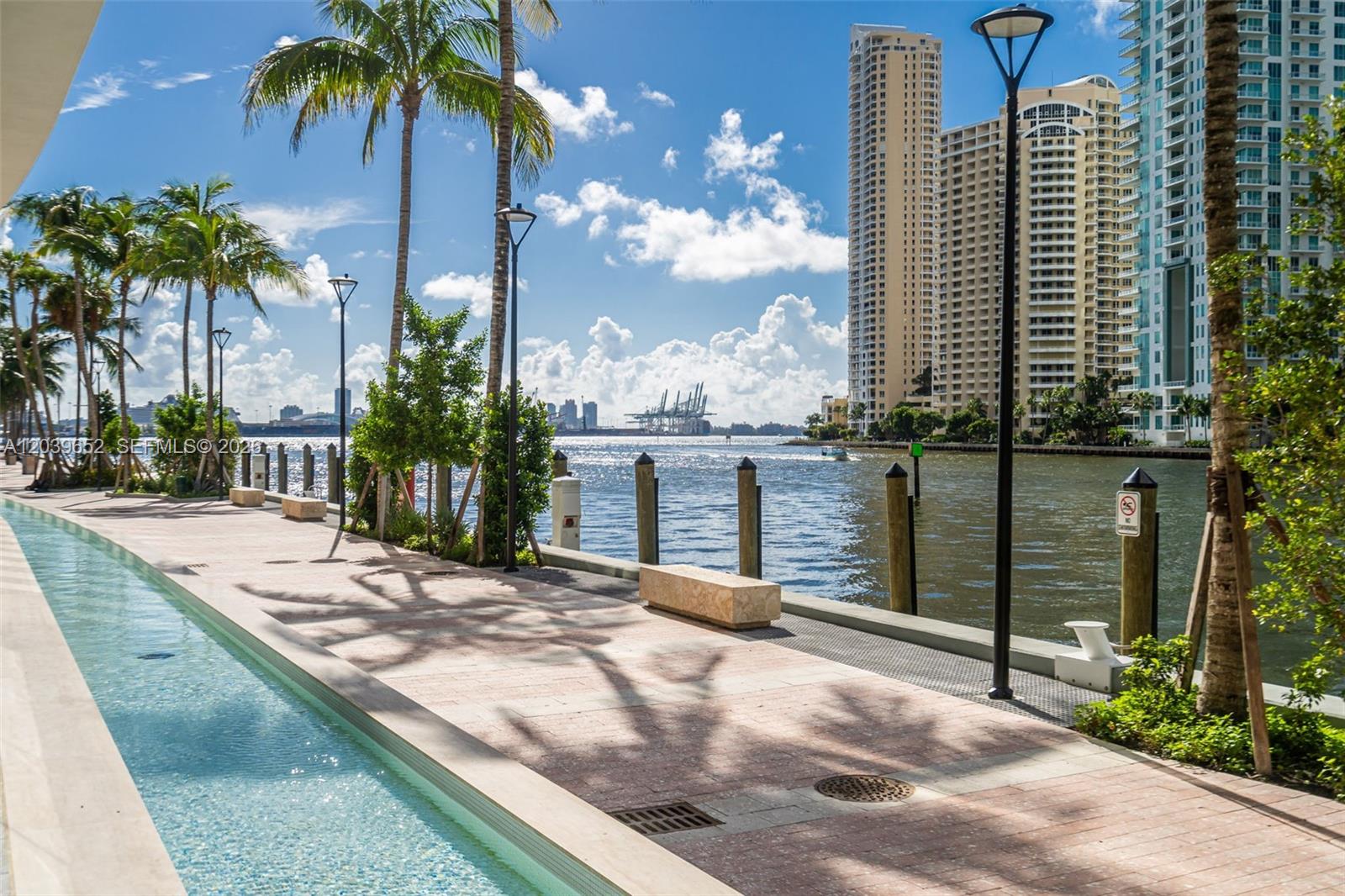 300 Biscayne Blvd Way