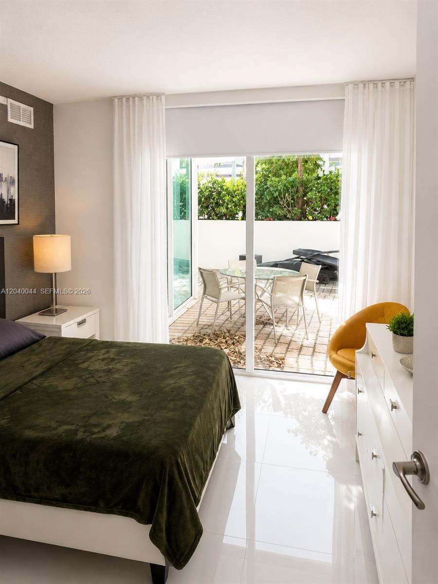 200 Sunny Isles Boulevard