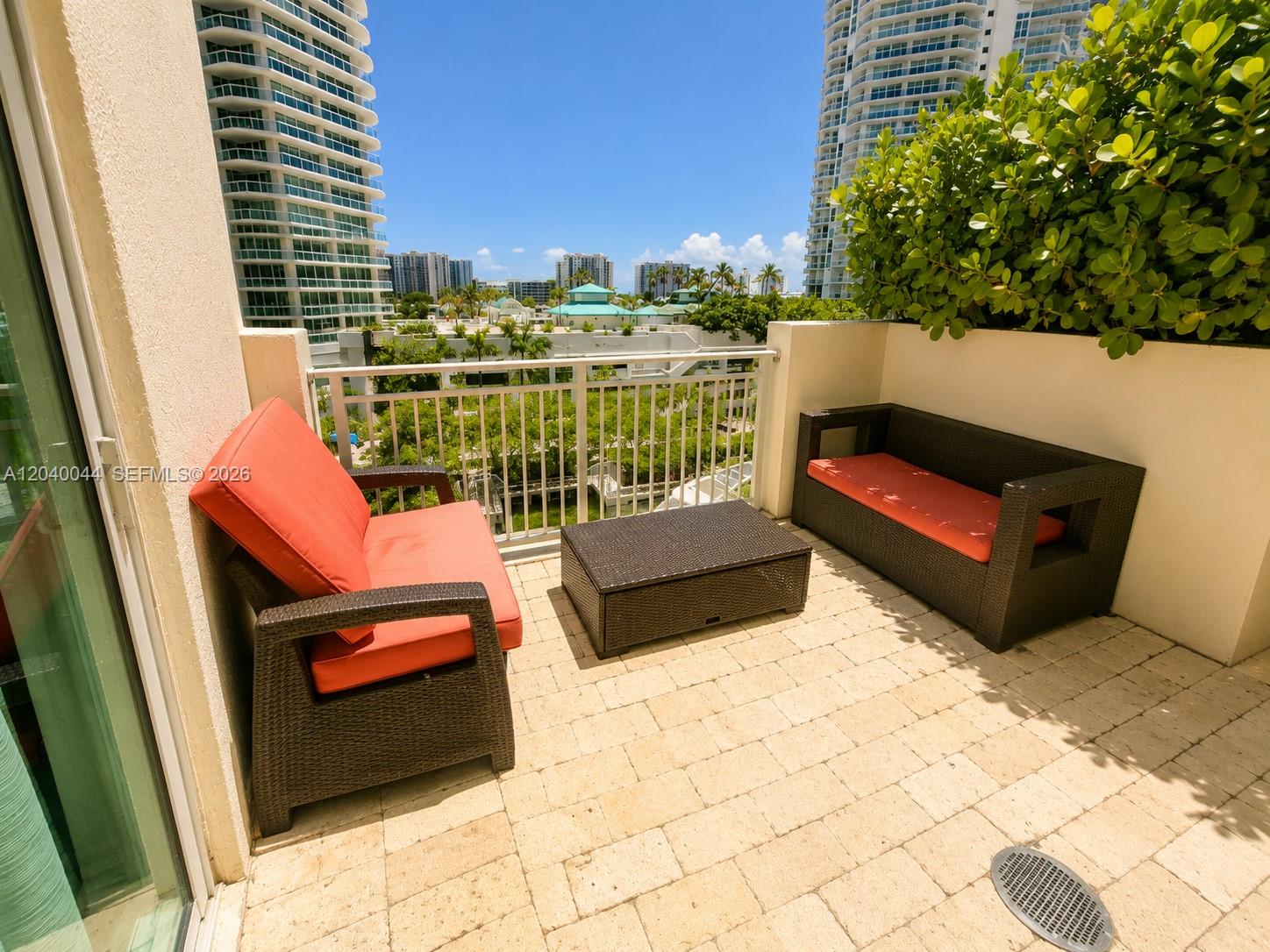 200 Sunny Isles Boulevard