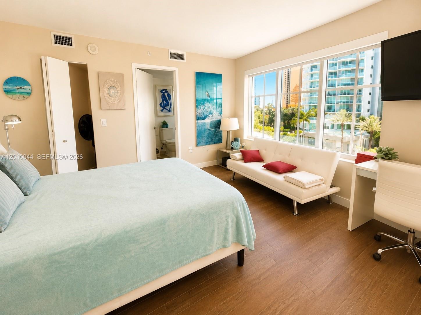 200 Sunny Isles Boulevard