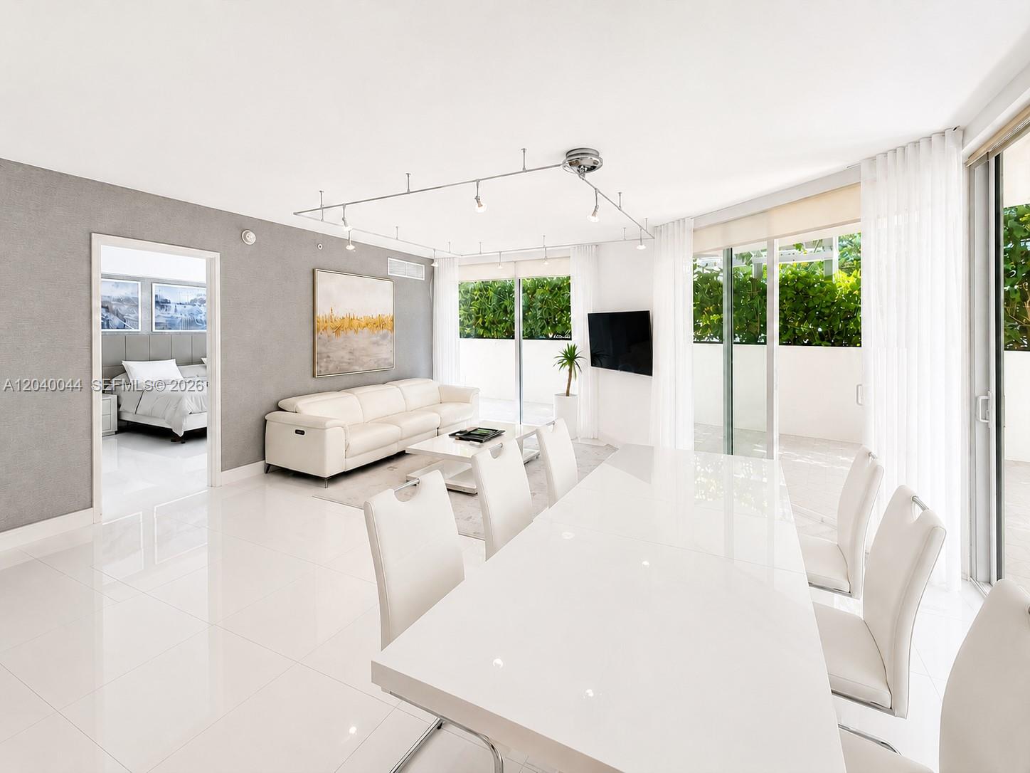 200 Sunny Isles Boulevard