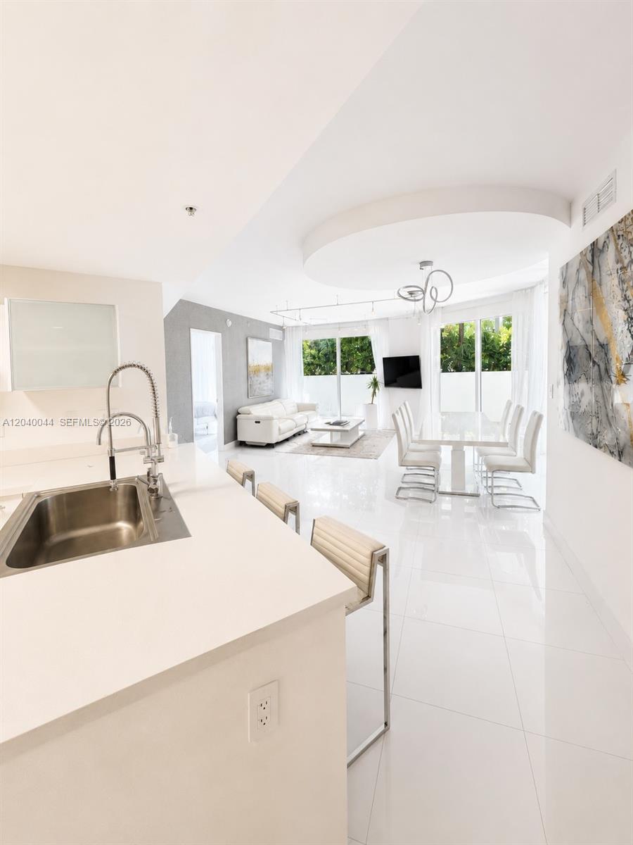 200 Sunny Isles Boulevard