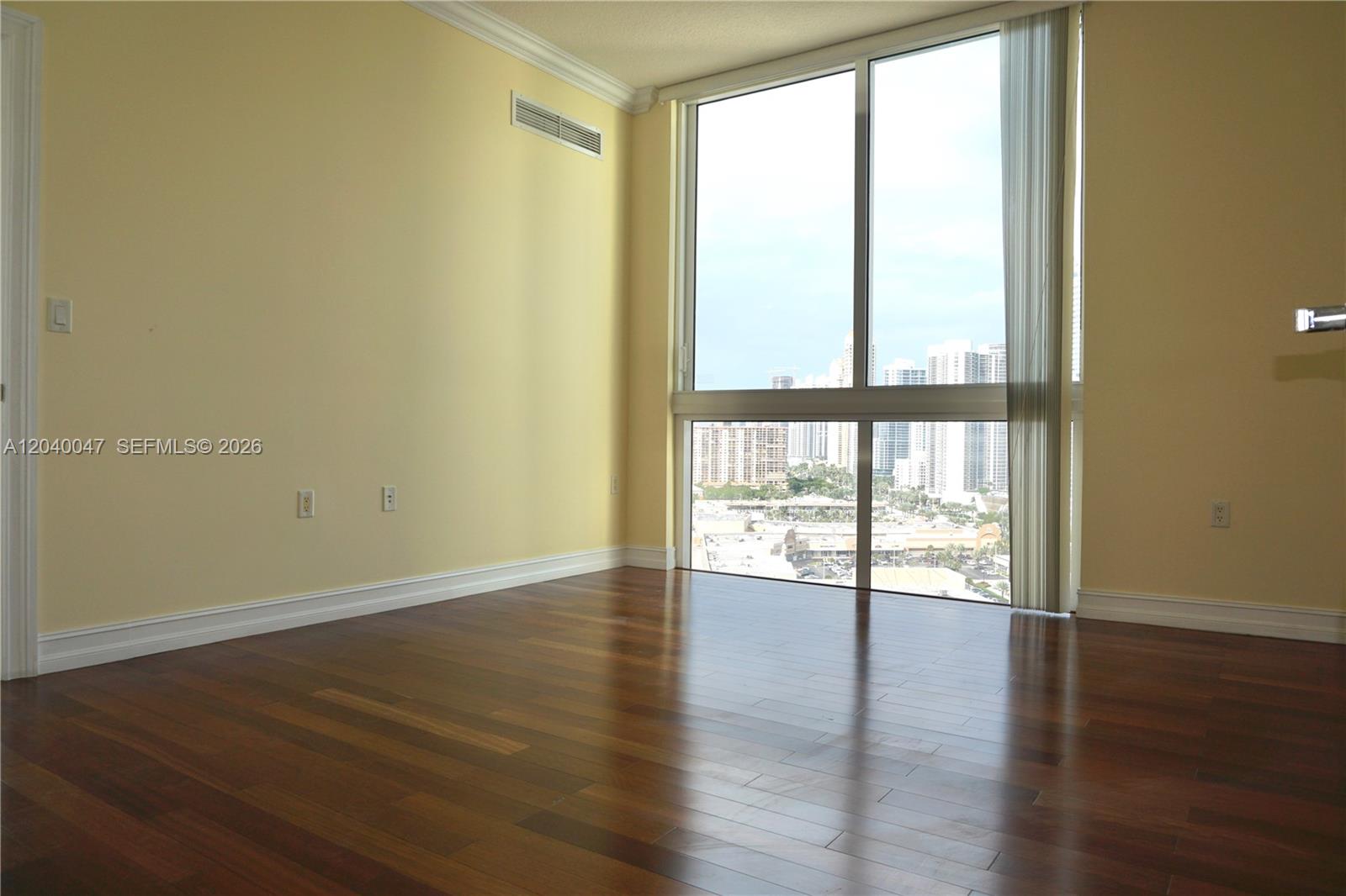 200 Sunny Isles Boulevard