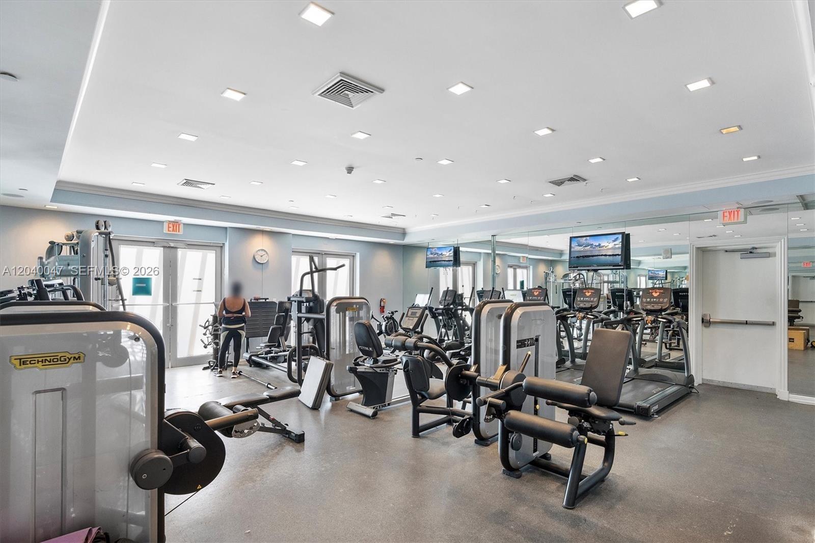 200 Sunny Isles Boulevard