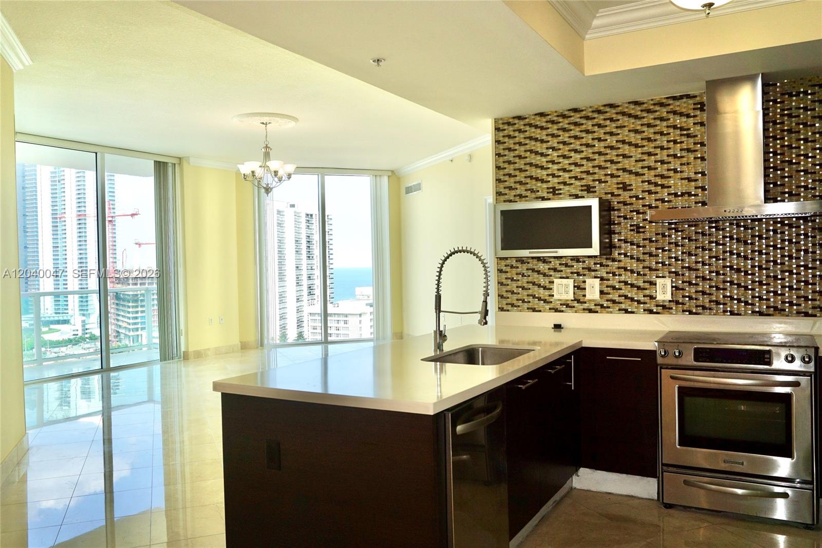 200 Sunny Isles Boulevard