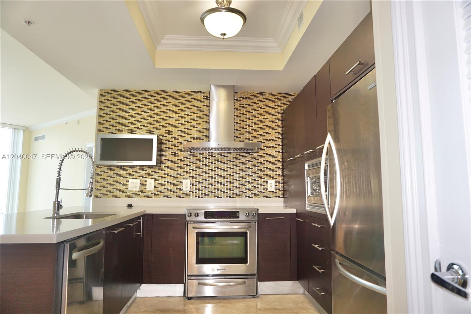 200 Sunny Isles Boulevard